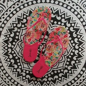 Y Not flip flop sandals